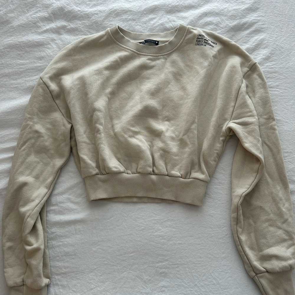 Zara Cropped Sweatshirt